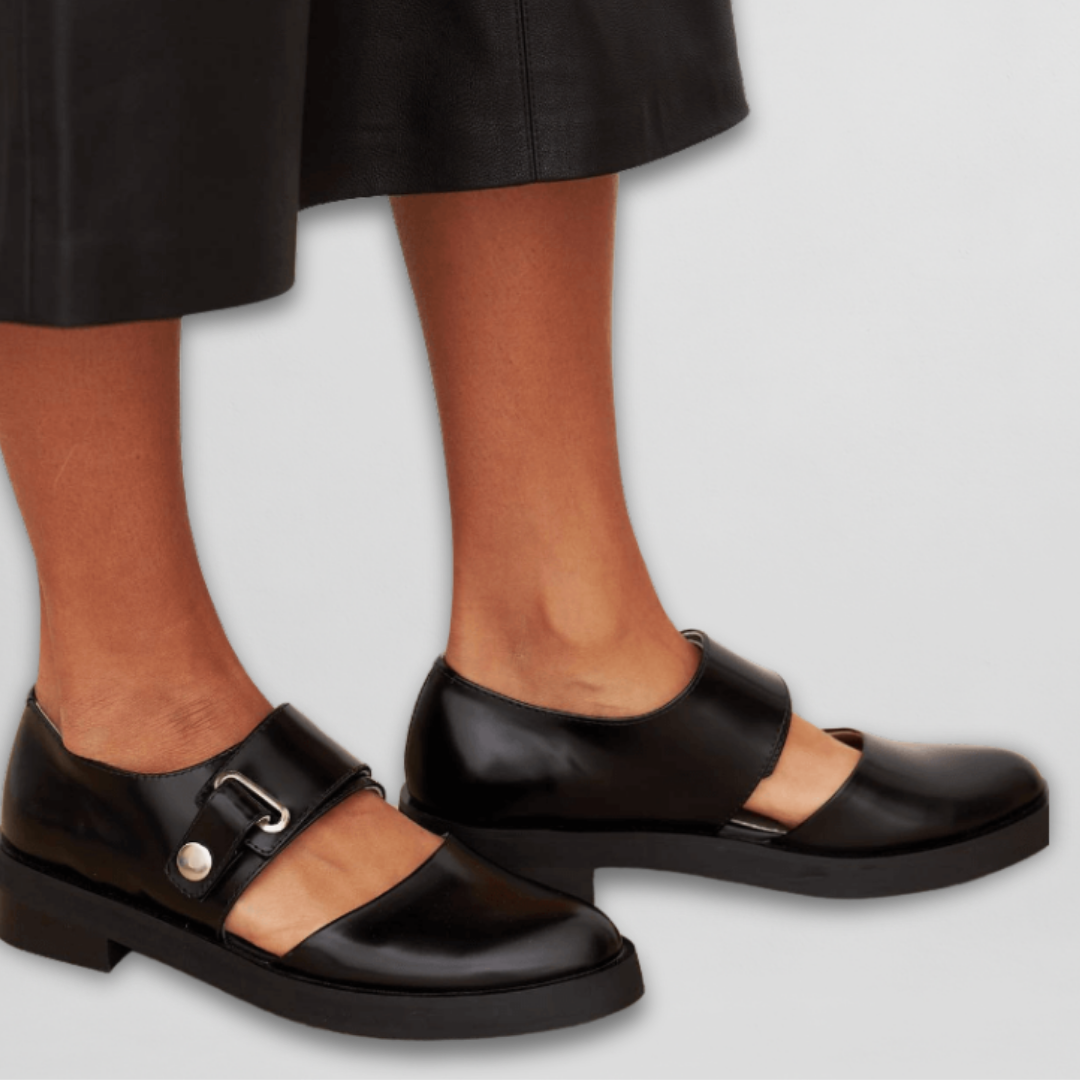Sara | Mary Janes with Buckle