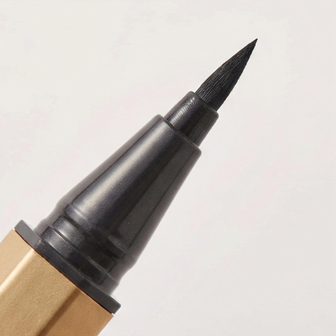 Linéa – Precision Liquid Eyeliner Pen for Women