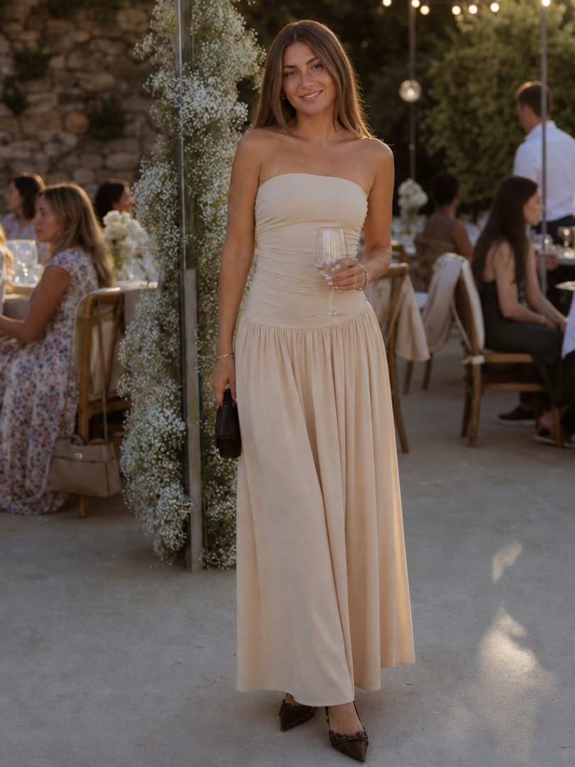 Zelene | Strapless Ruched Bodice Midi Dress