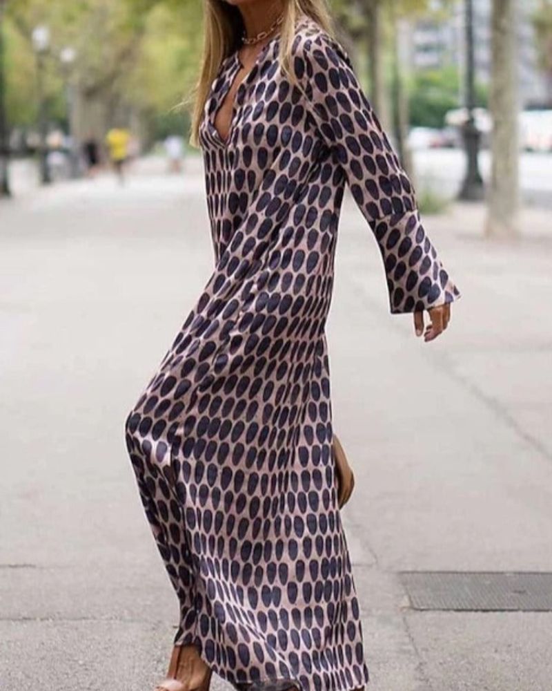 Chels - Belly-Covering Dress