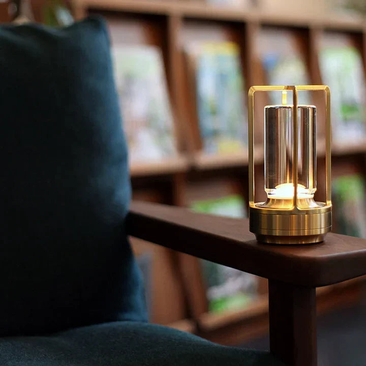 Crystelle – Elegant Cordless Crystal Table Lamp