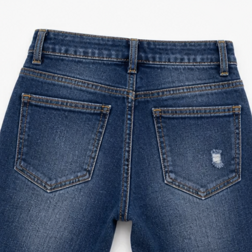 Delina – Women's Soft Cotton Frayed-Hem Capri Jeans
