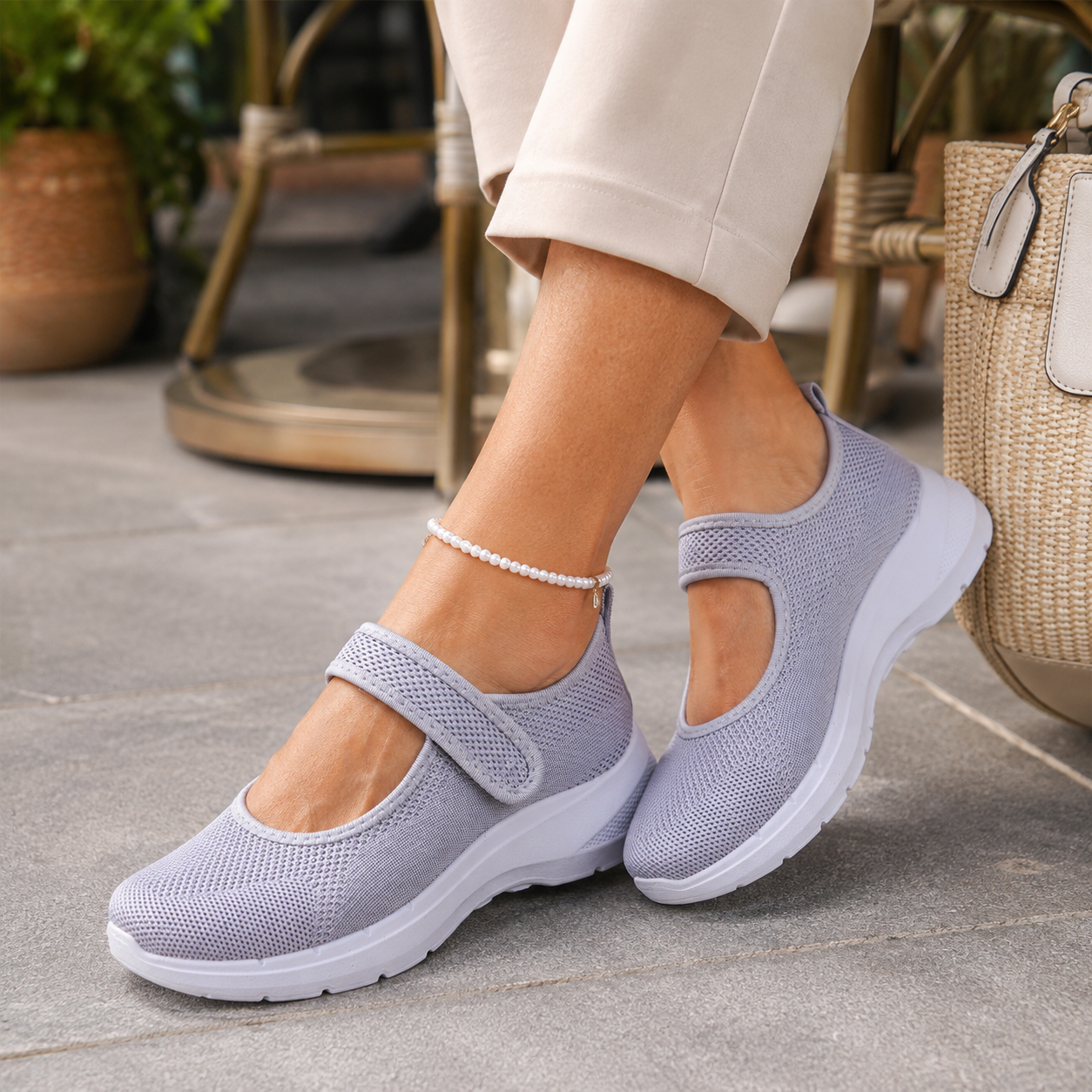 Elevana – Breathable Mesh Adjustable-Strap Platform Sneaker