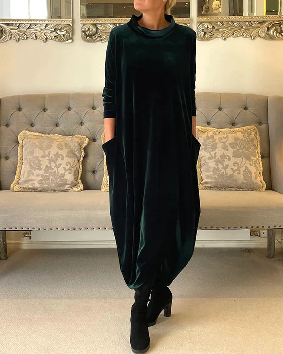 Iris™ Velvet Winter Dress