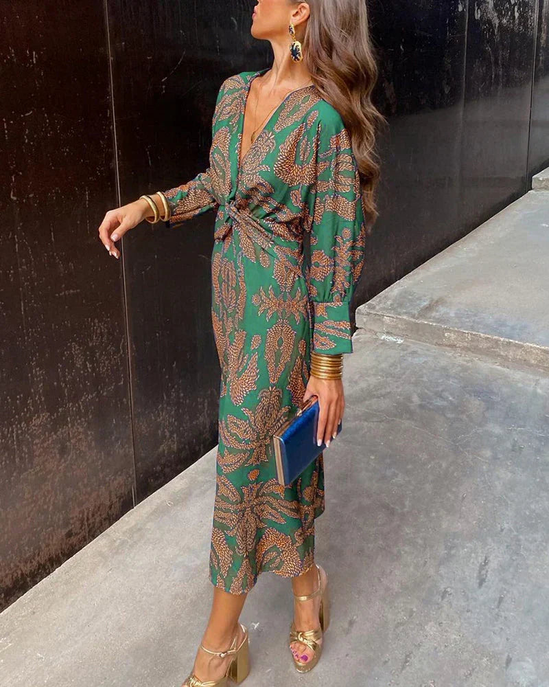 Isadora | Elegant Midi Dress with Timeless Enchantment Print