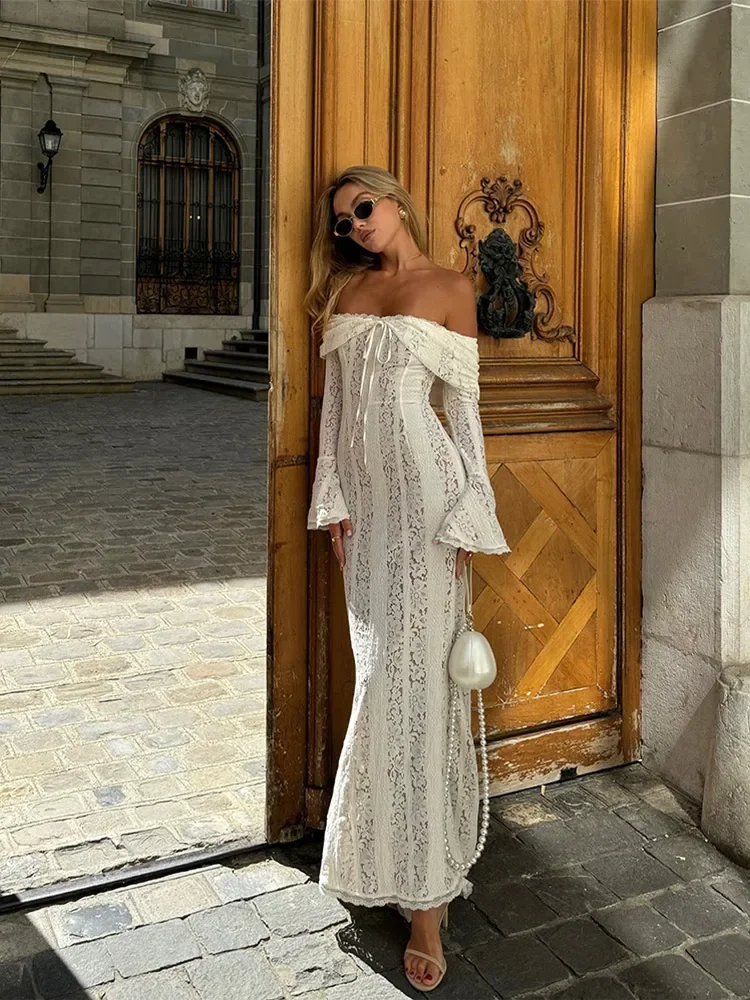 Georgetta | Lace Maxi Dress