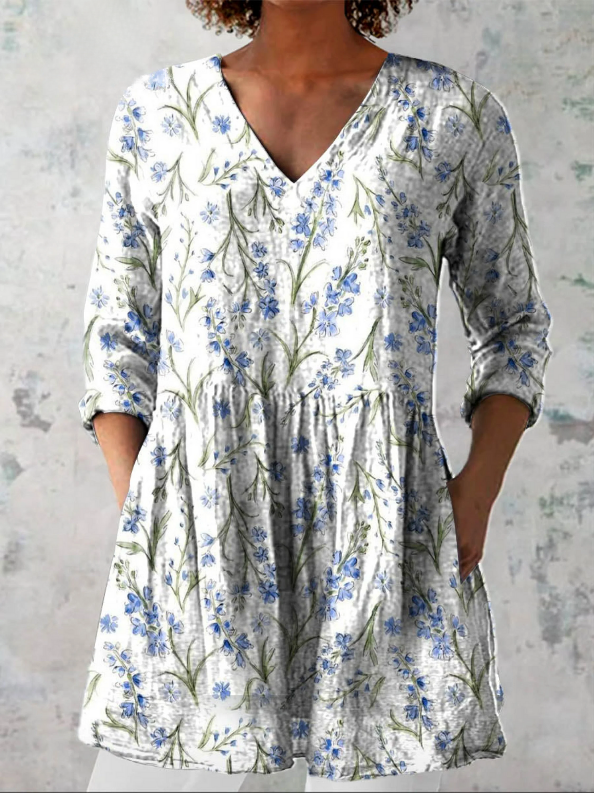 Kara | Extended V-Neck Top
