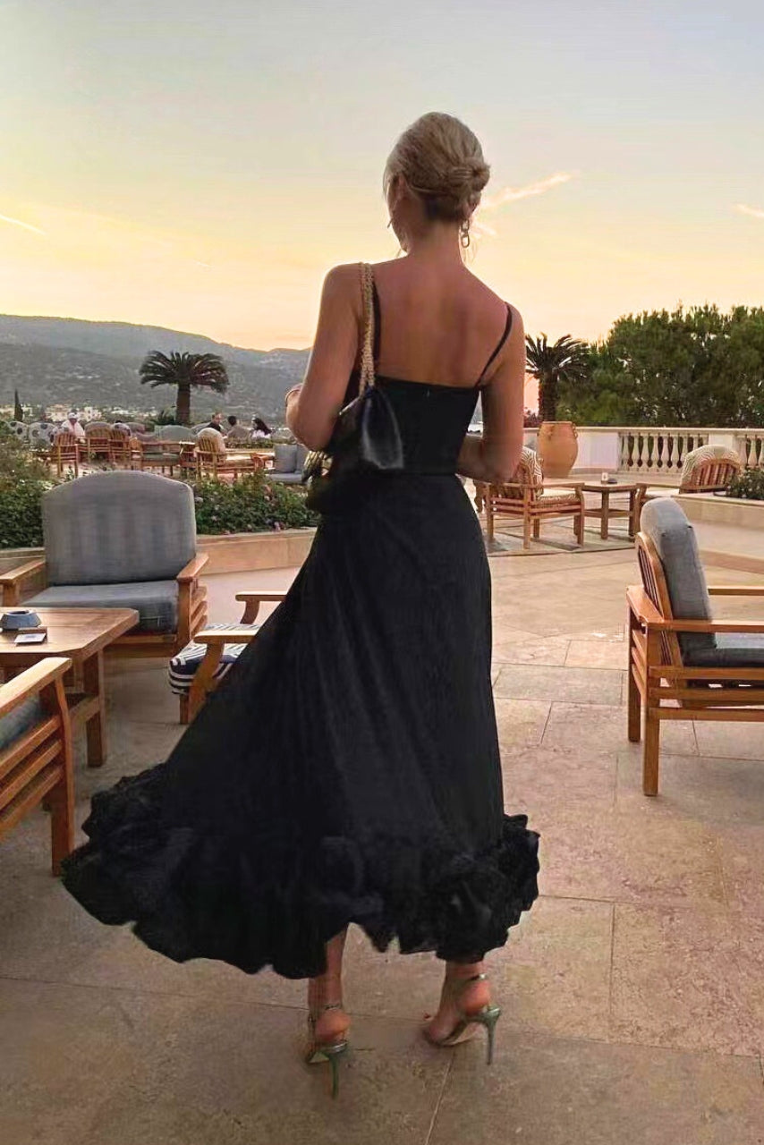 Amelith | Graceful Flowing Dress