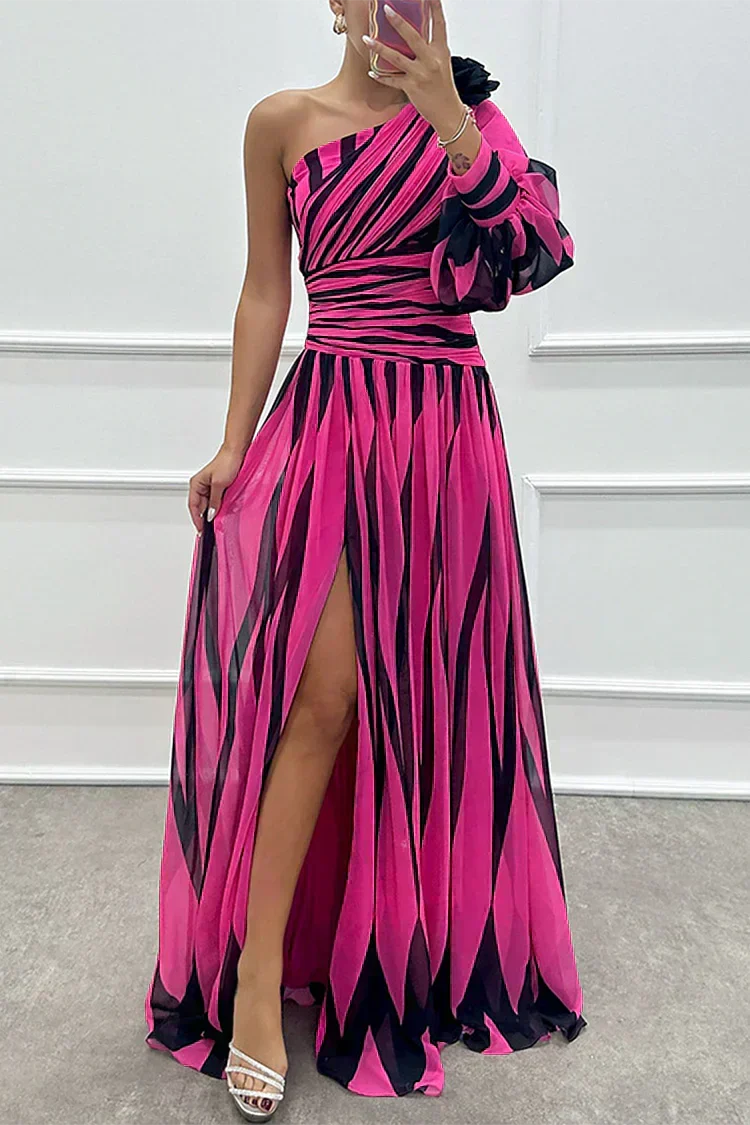 Shiloh - Abito Maxi Elegante a Righe con Spalla Scoperta