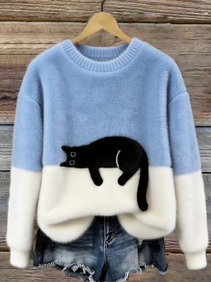 Luna™ | Women's Sweatshirt with Cat Graphic