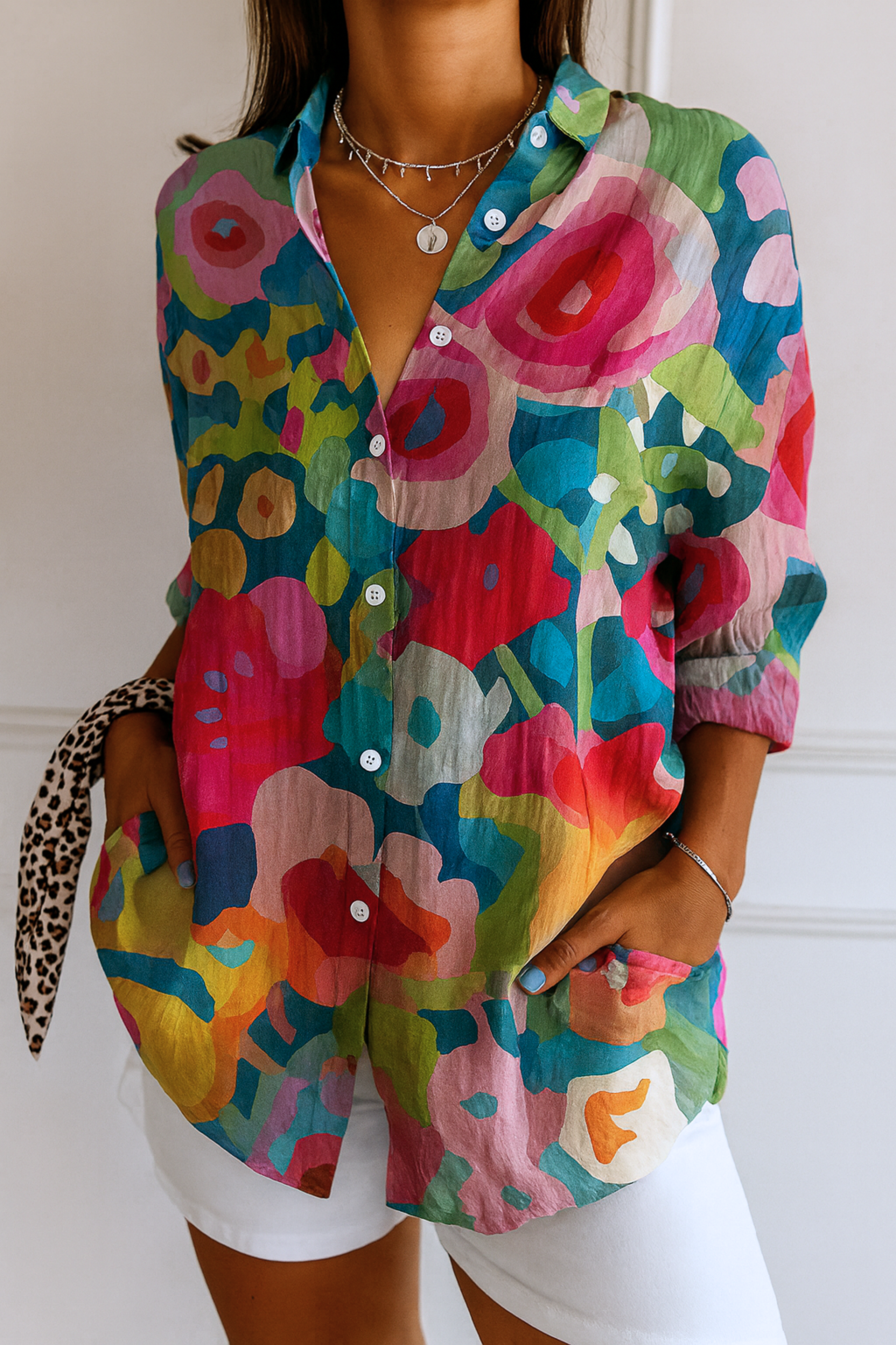 Astra | Blouse with Colorful Pattern