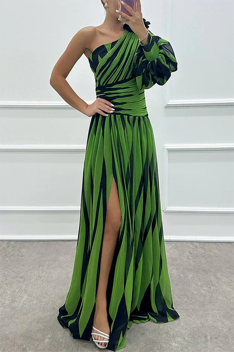 Shiloh - Elegant Striped One Shoulder Maxi Dress