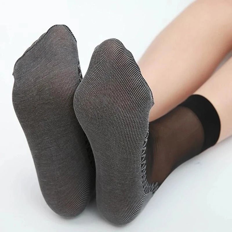 Feeluxe - Silky Anti-Slip Cotton Socks (5+5 Free)
