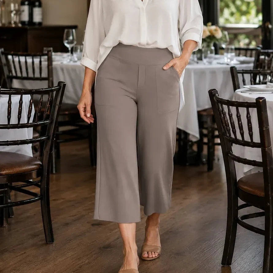 Everalyn – High-Waisted Stretch Cropped Wide-Leg Capris with Pockets