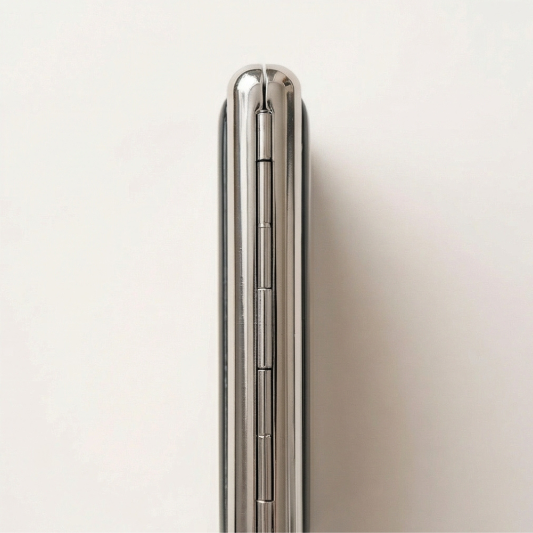 Artiva – Vintage Art Card Case