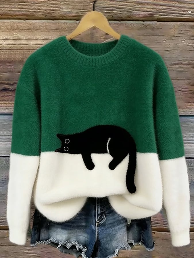 Luna™ | Women's Sweatshirt with Cat Graphic