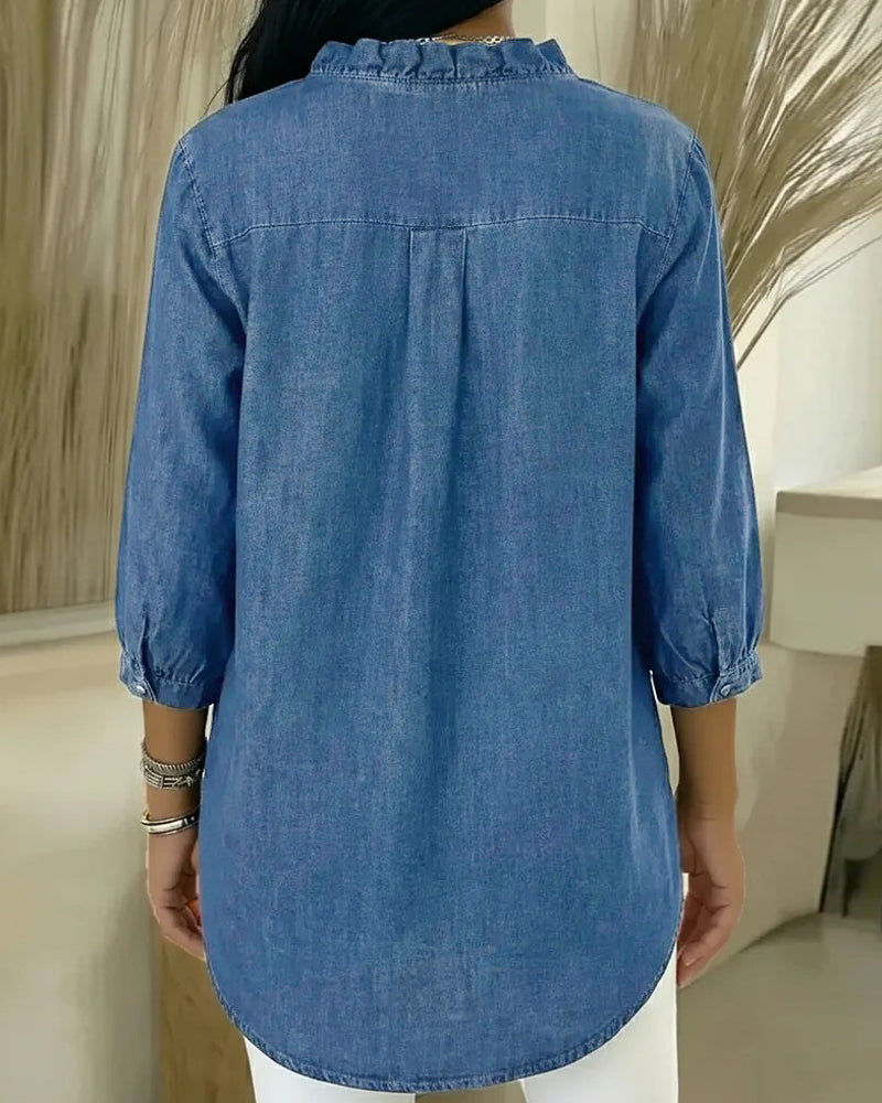Elvari – Elegant blouse with ruffle details