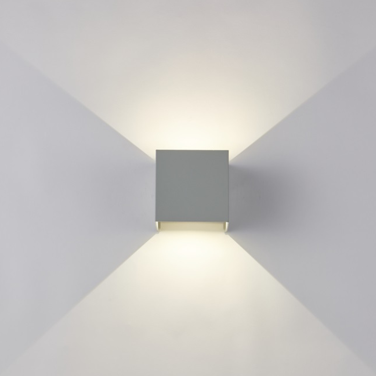 Glindra – Modern Touch-Activated Cube Wall Light