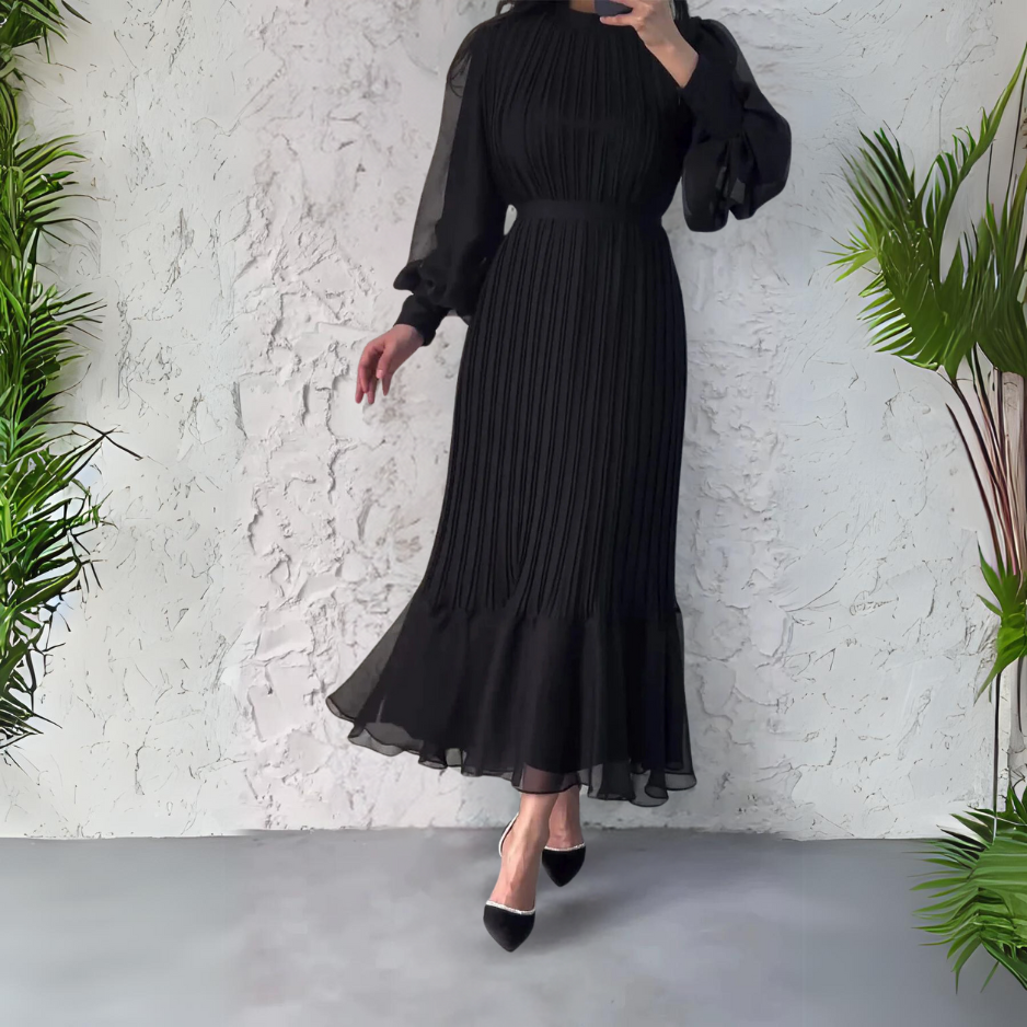Elegant Autumn Evening Dress with Tulle Details