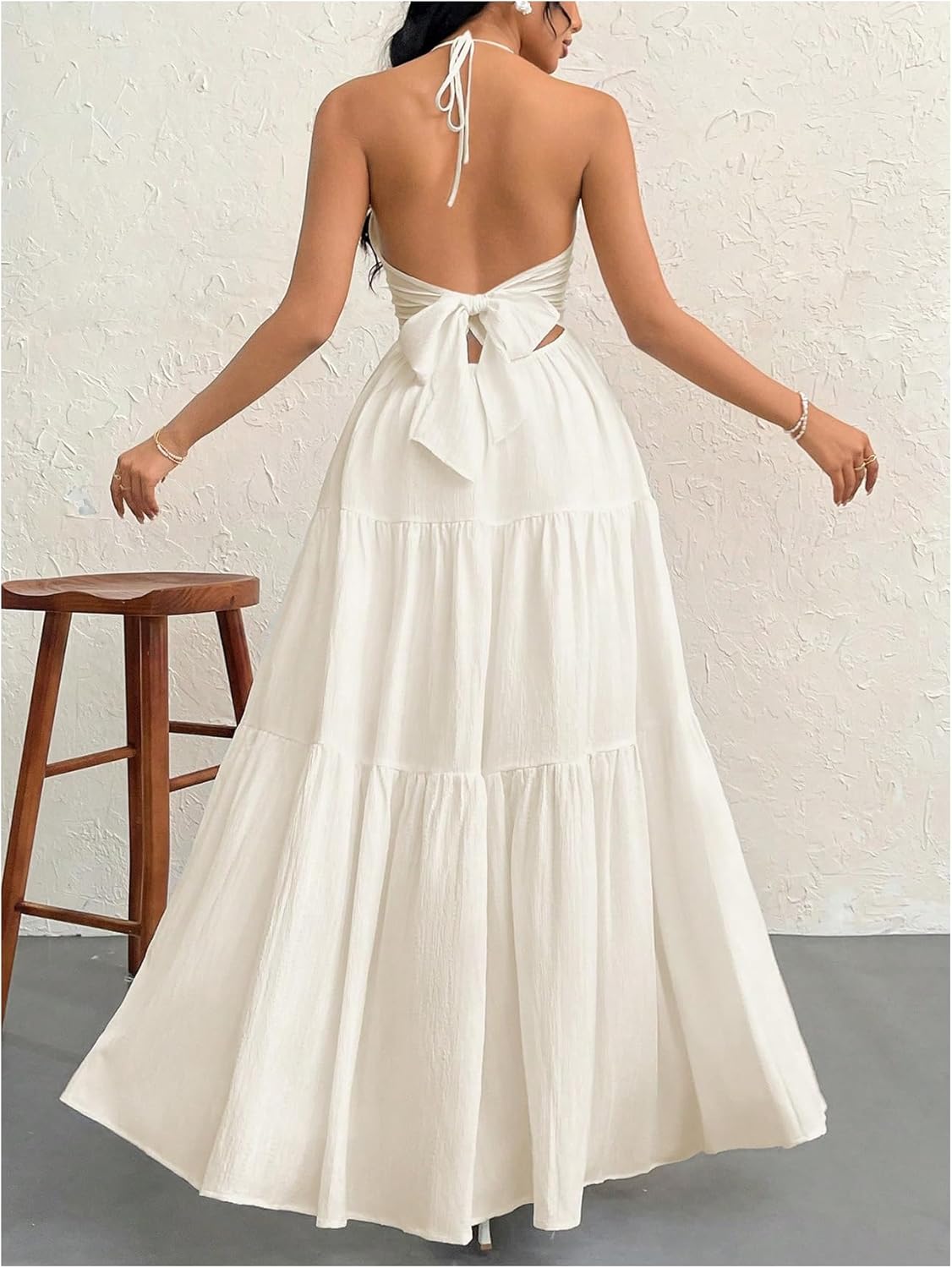 Elegant Flowing Maxi Dress - Flattering and Comfortable Cut