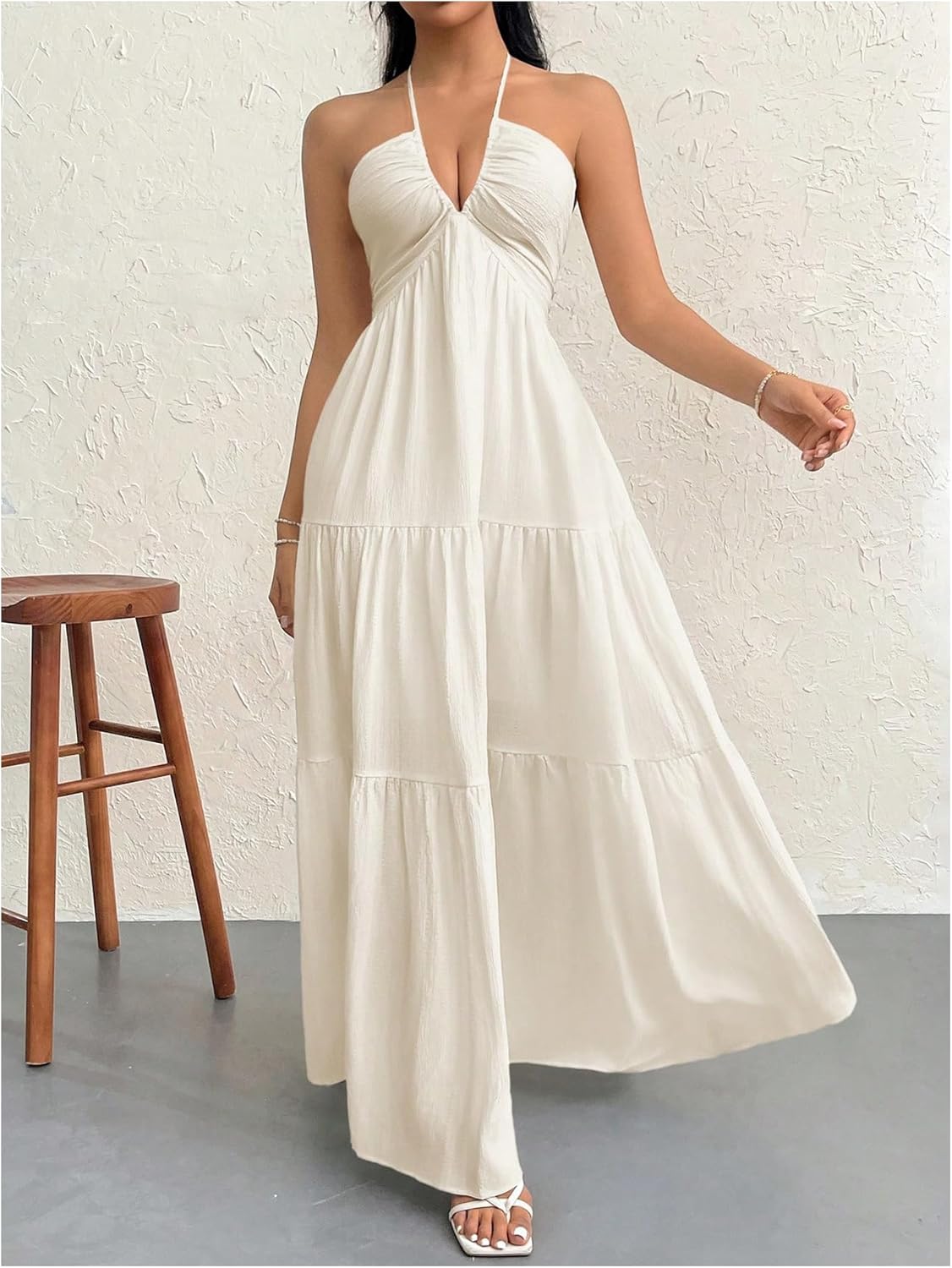Elegant Flowing Maxi Dress - Flattering and Comfortable Cut