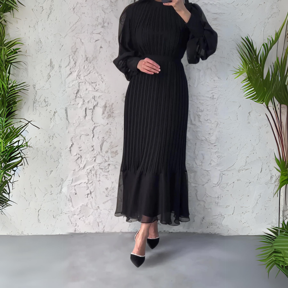 Elegant Autumn Evening Dress with Tulle Details