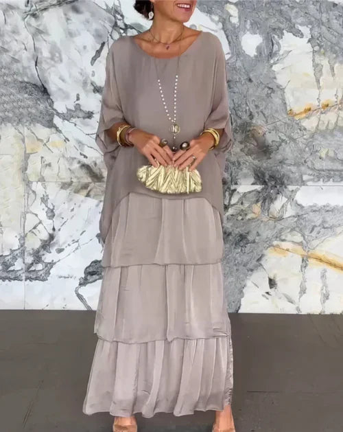 Laura - Elegant and Flowing Long Dress