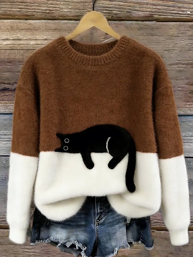 Luna™ | Women's Sweatshirt with Cat Graphic