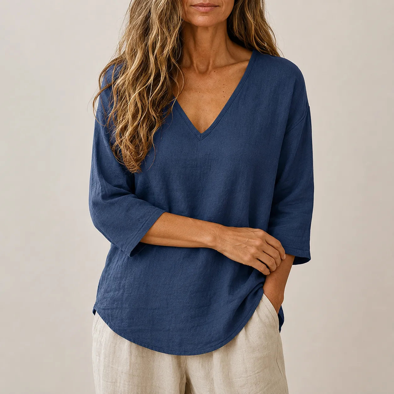Linvie – Loose V-Neck Linen-Look Blouse with Three-Quarter Sleeves