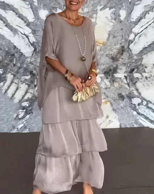 Laura - Elegant and Flowing Long Dress