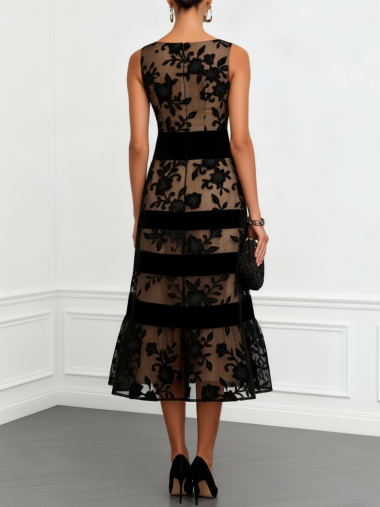 Brooke | Lace Midi Dress Slimming