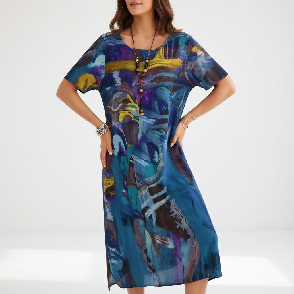 Flowy long dress with artistic print — Summer bohemian elegance