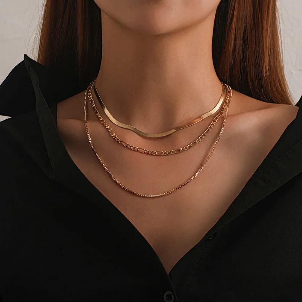 Noara – Vintage Style Three-Layer Necklace
