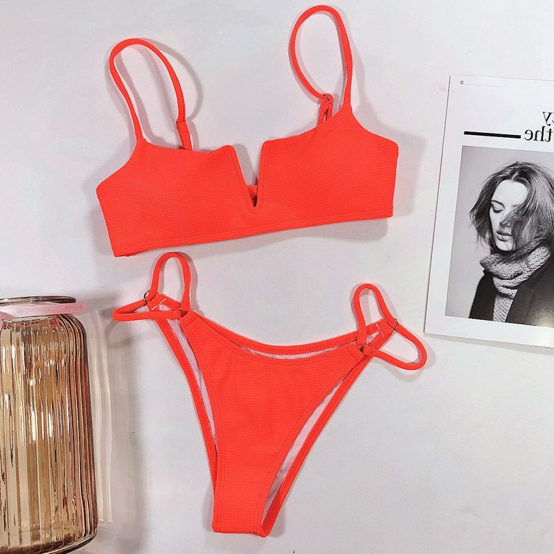 AquaLivv - Brazilian Bikini with V-Neck