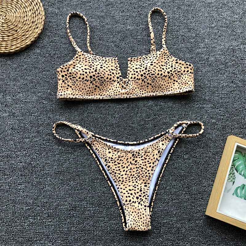 AquaLivv - Brazilian Bikini with V-Neck