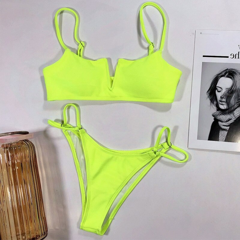 AquaLivv - Brazilian Bikini with V-Neck