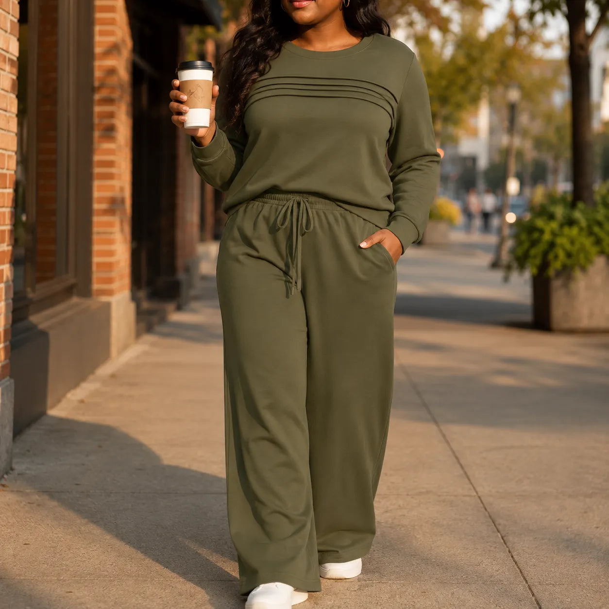 Lounara – Soft-Stretch Lounge Set with Wide-Leg Pants and Pockets