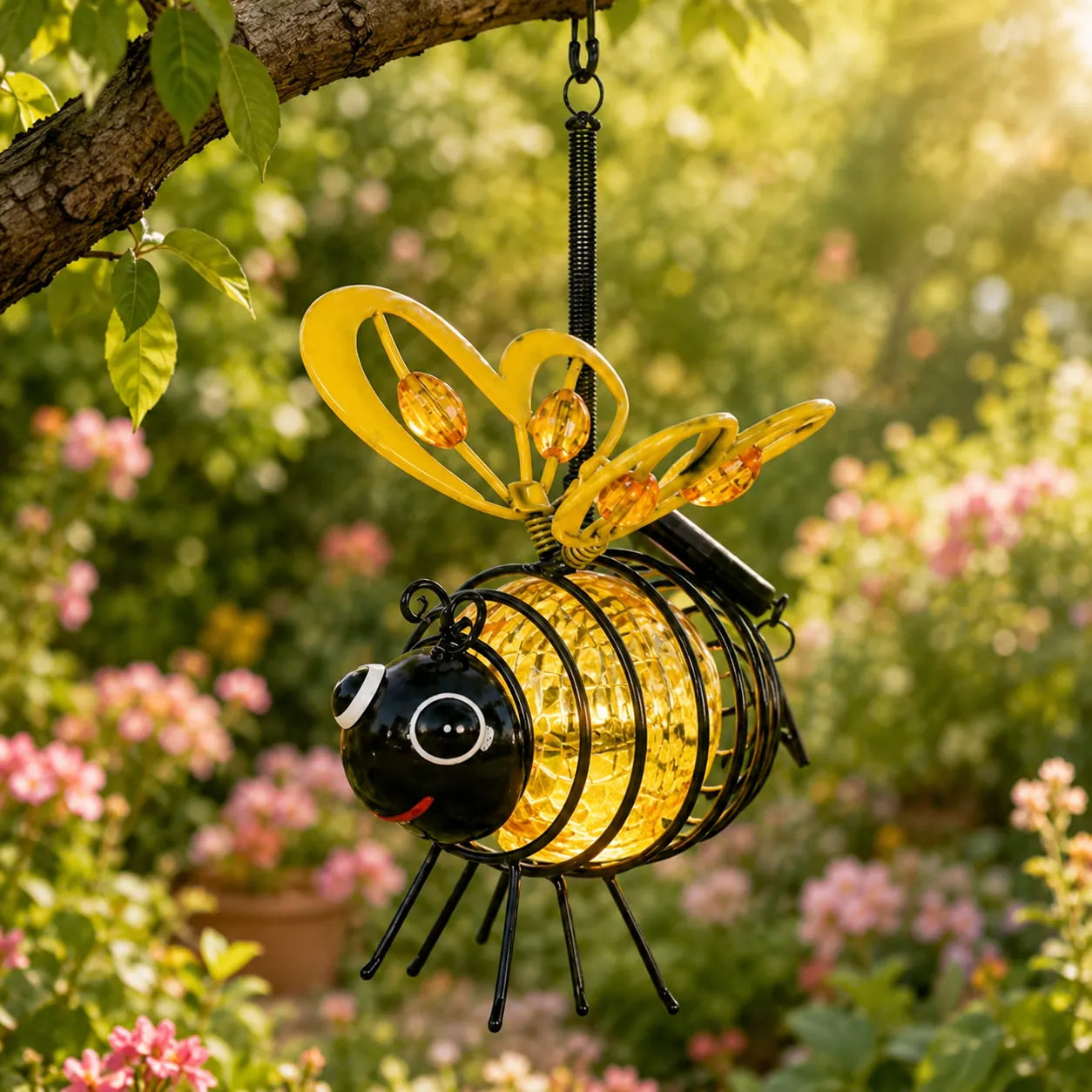 Honeyglow – Solar Bee Garden Light with Amber Glow, Weatherproof Hanging Yard Decor