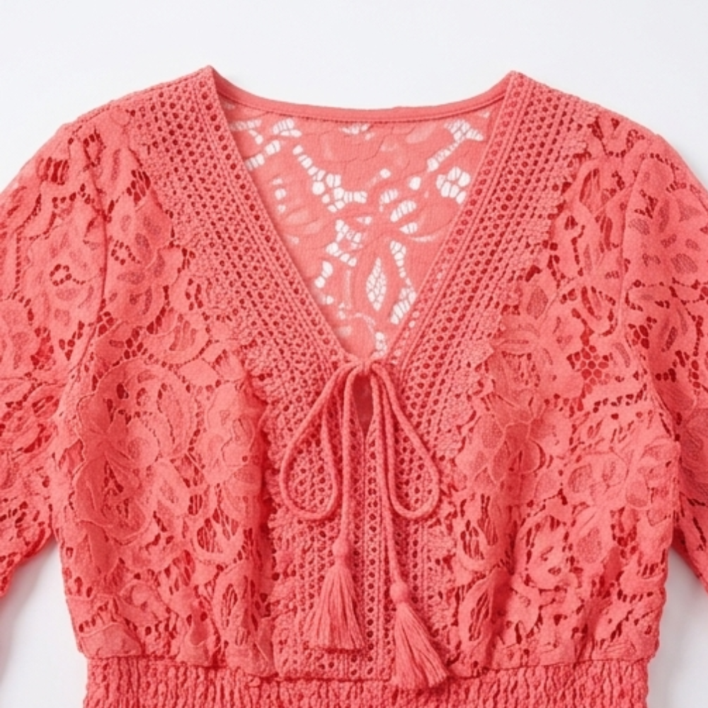 Florenza – Floral Lace V-Neck Romper