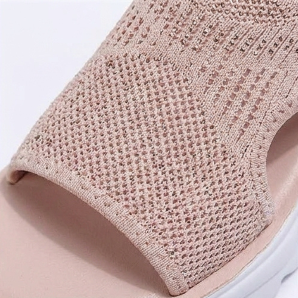 Caluna – Cushioned Slip-On Platform Sandals