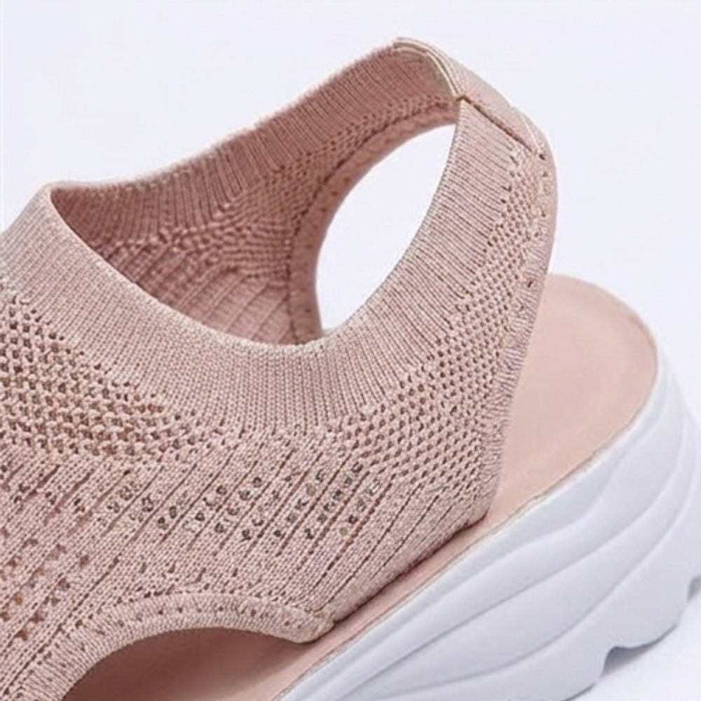 Caluna – Cushioned Slip-On Platform Sandals