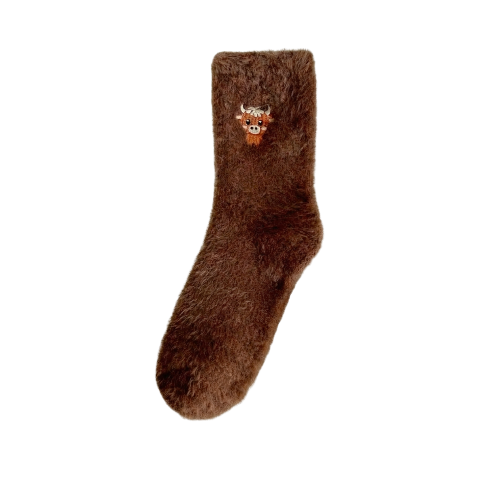 Cozymoo – Fuzzy Highland Cow Socks