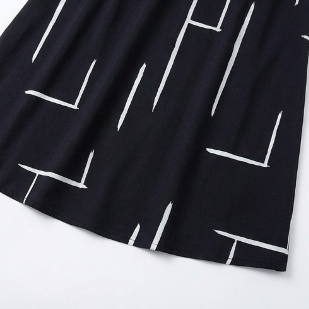 Elunara – Women's Pocketed Dolman Dress with Abstract Print