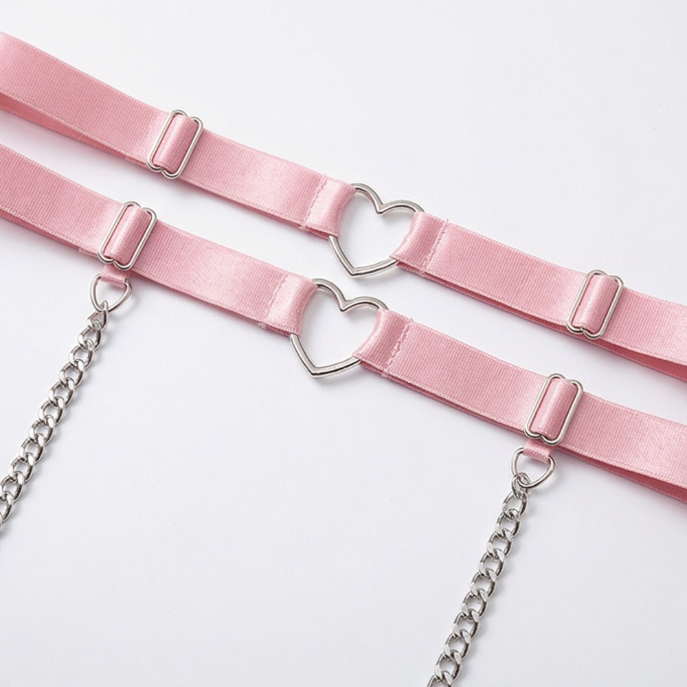Adoré – Heart Chain Lace Garter Lingerie Set