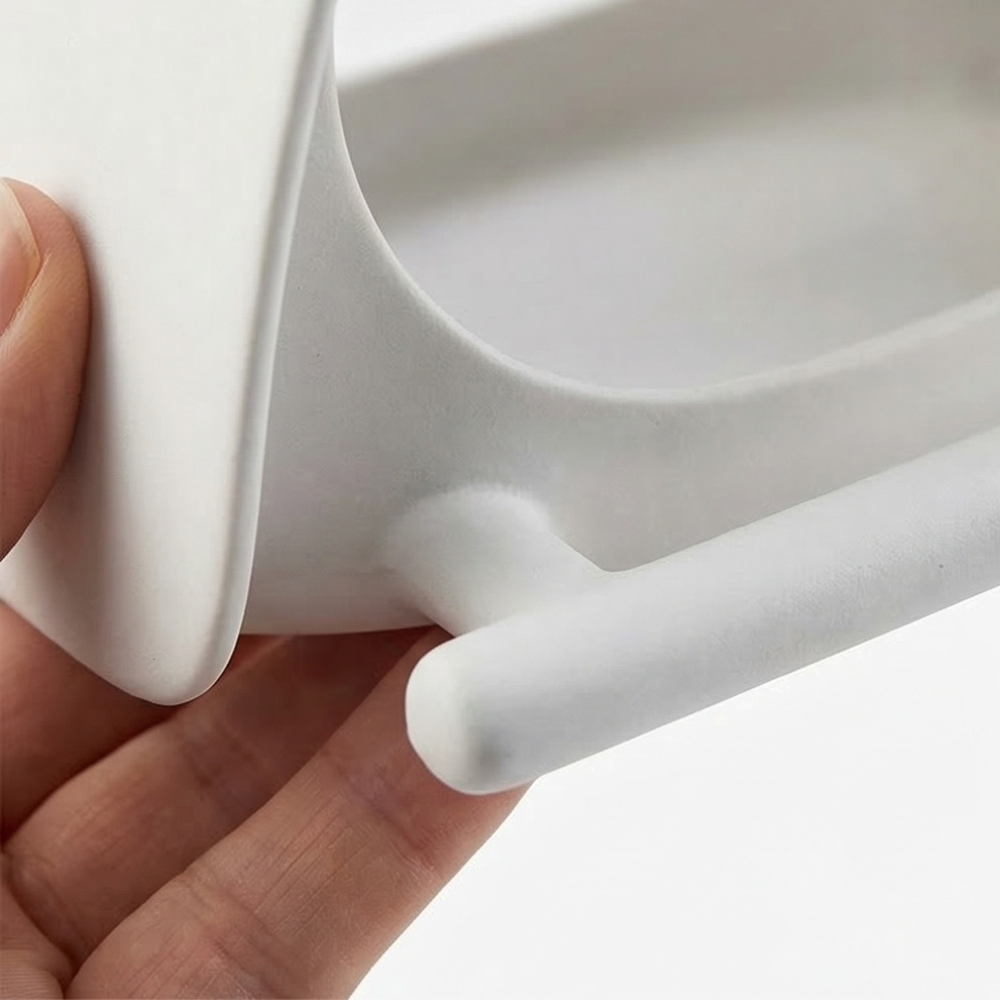 Finchwell – Modern Hanging Bird Feeder