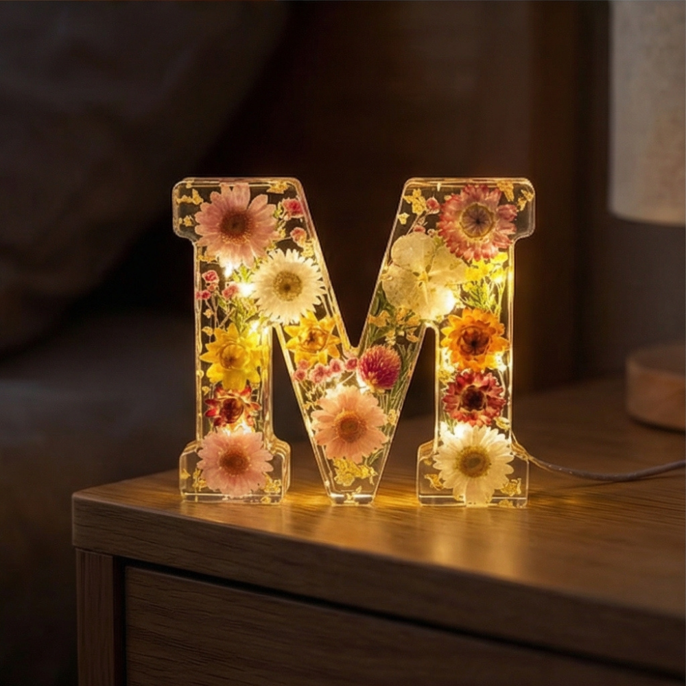 Florenza – Personalized Floral Resin Letter Light