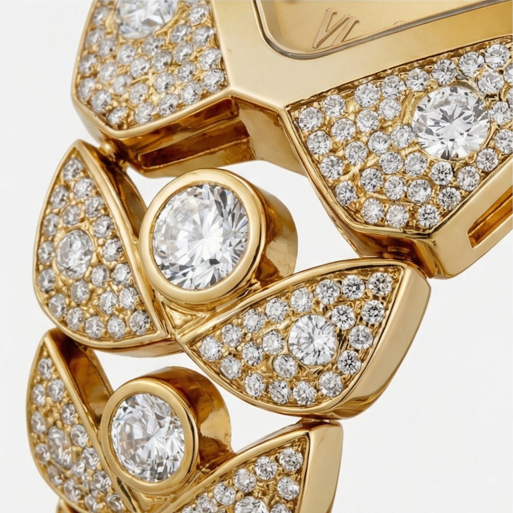 Lumivra – Sparkling Rhinestone Vintage Watch
