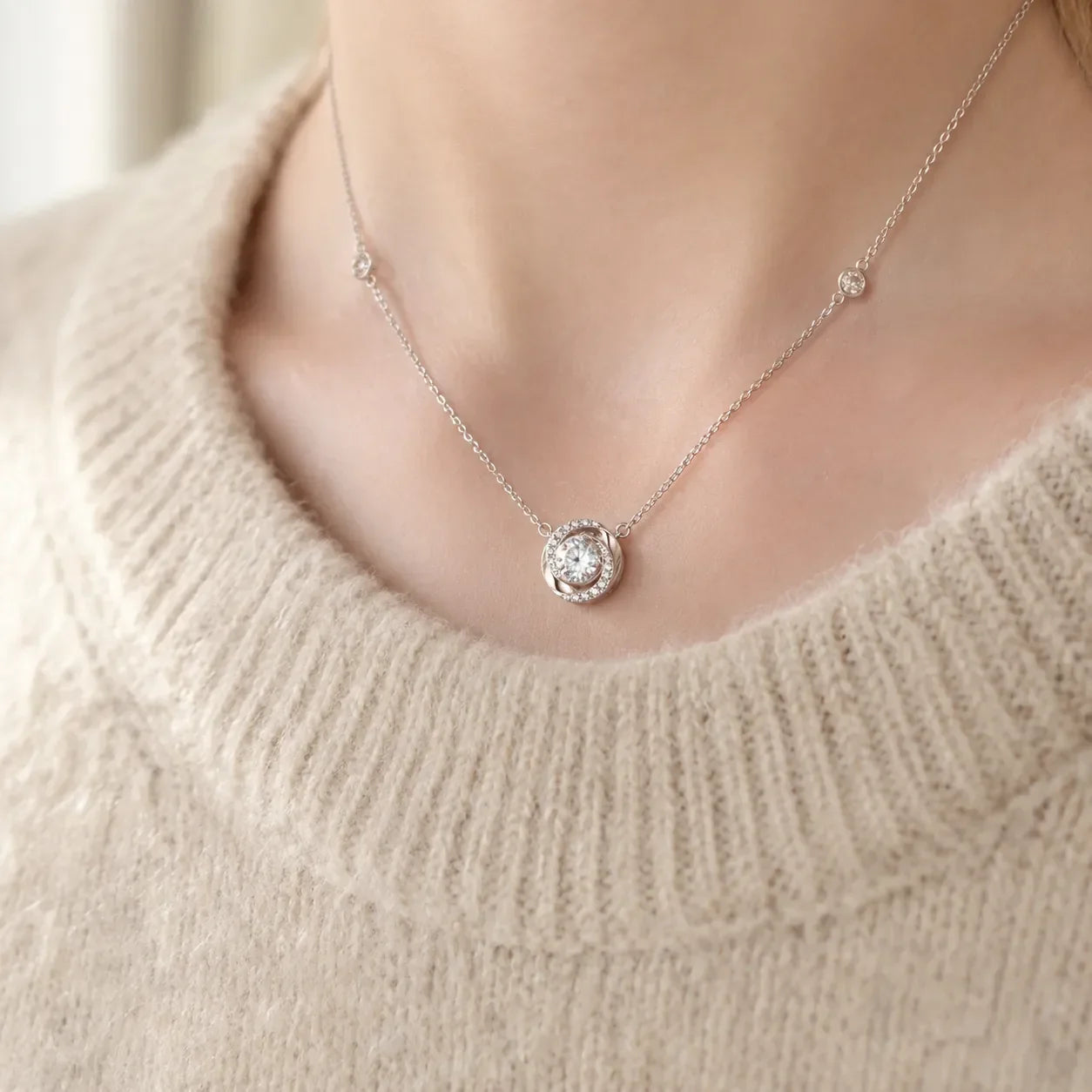 Lunavia – Floating Stone Silver Necklace with Pavé Halo