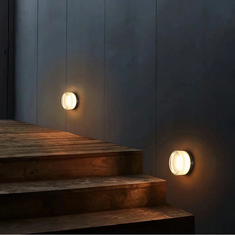 Lumara – Sculpted Dimmable Wall Sconce