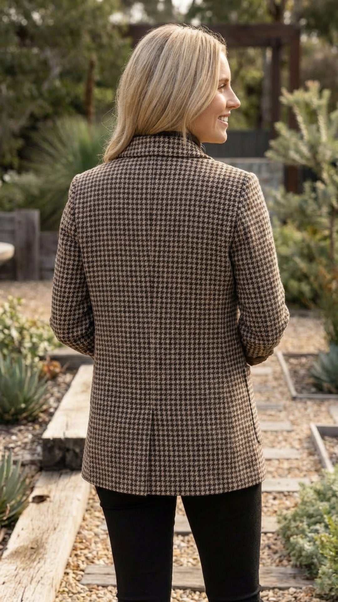 Women’s Checkered Double Breasted Long Blazer Jacket